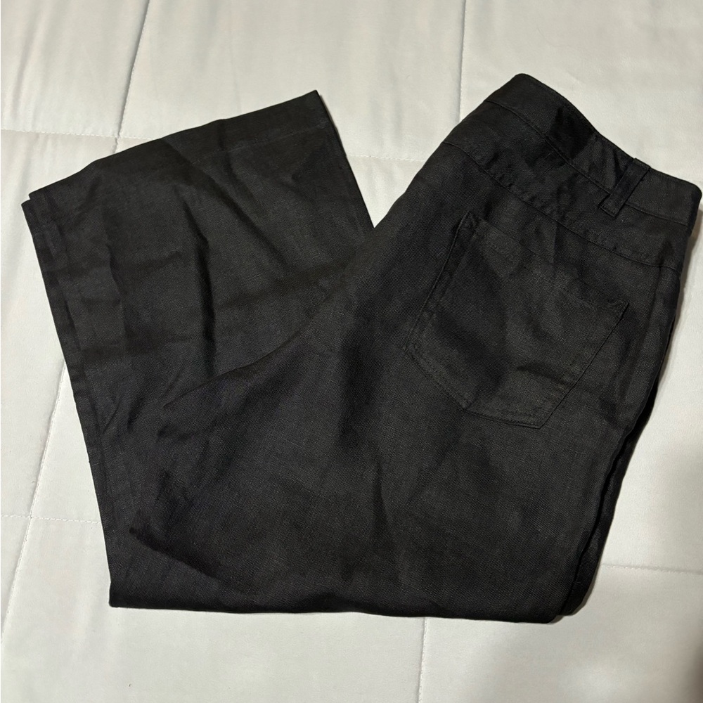 Margaret M. Black Ankle Pants